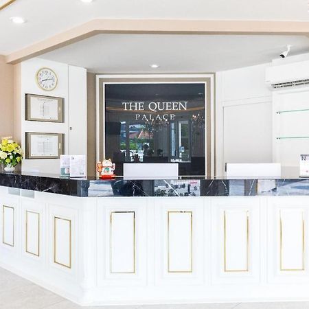 The Queen Palace Bangkok Luaran gambar