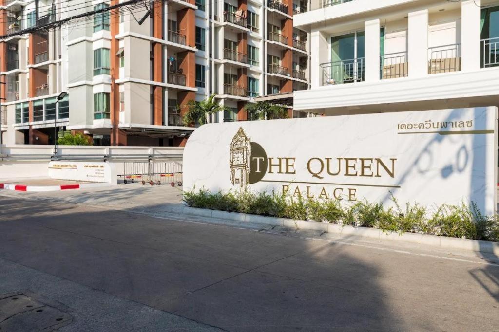The Queen Palace Bangkok Luaran gambar